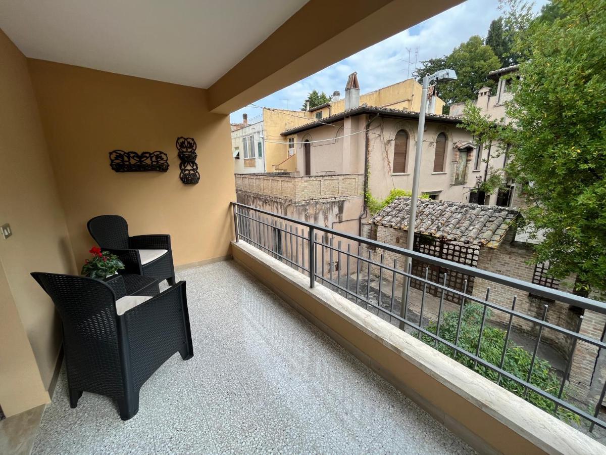 Affittacamere Il Piccolo Borgo Foligno Exterior photo